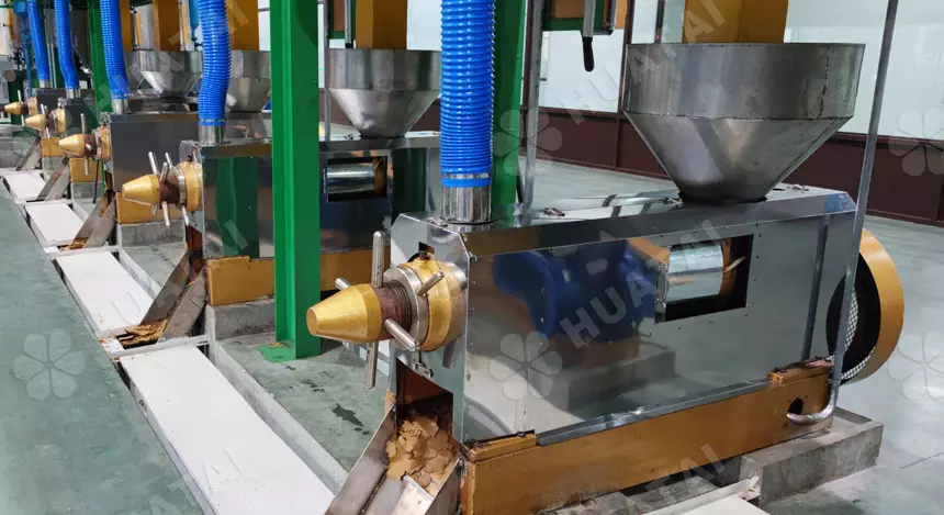 Screw press machine working principle